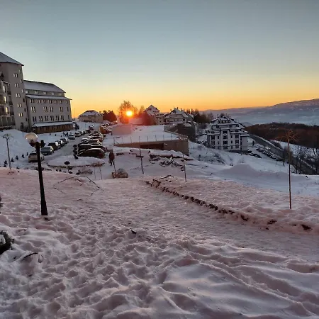 아파트 Milmari Kop N10 *